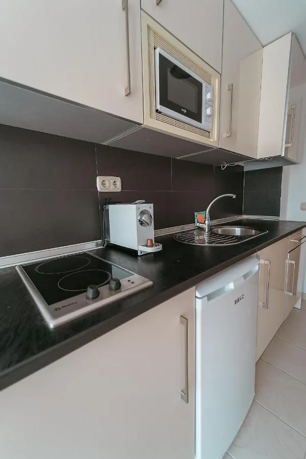 Puerto Azul Marbella Daire 0*,  İspanya